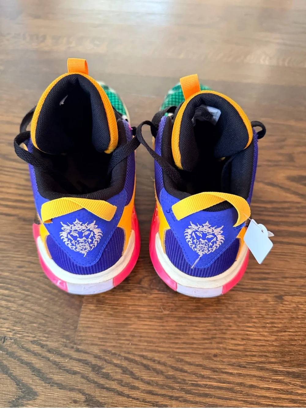 Nike LeBron Witness 7 